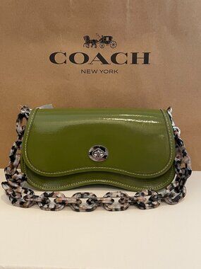 NWT Coach Wavy Dinky Bag Crinkle Patent Leather Olive Coachtopia CQ0…
